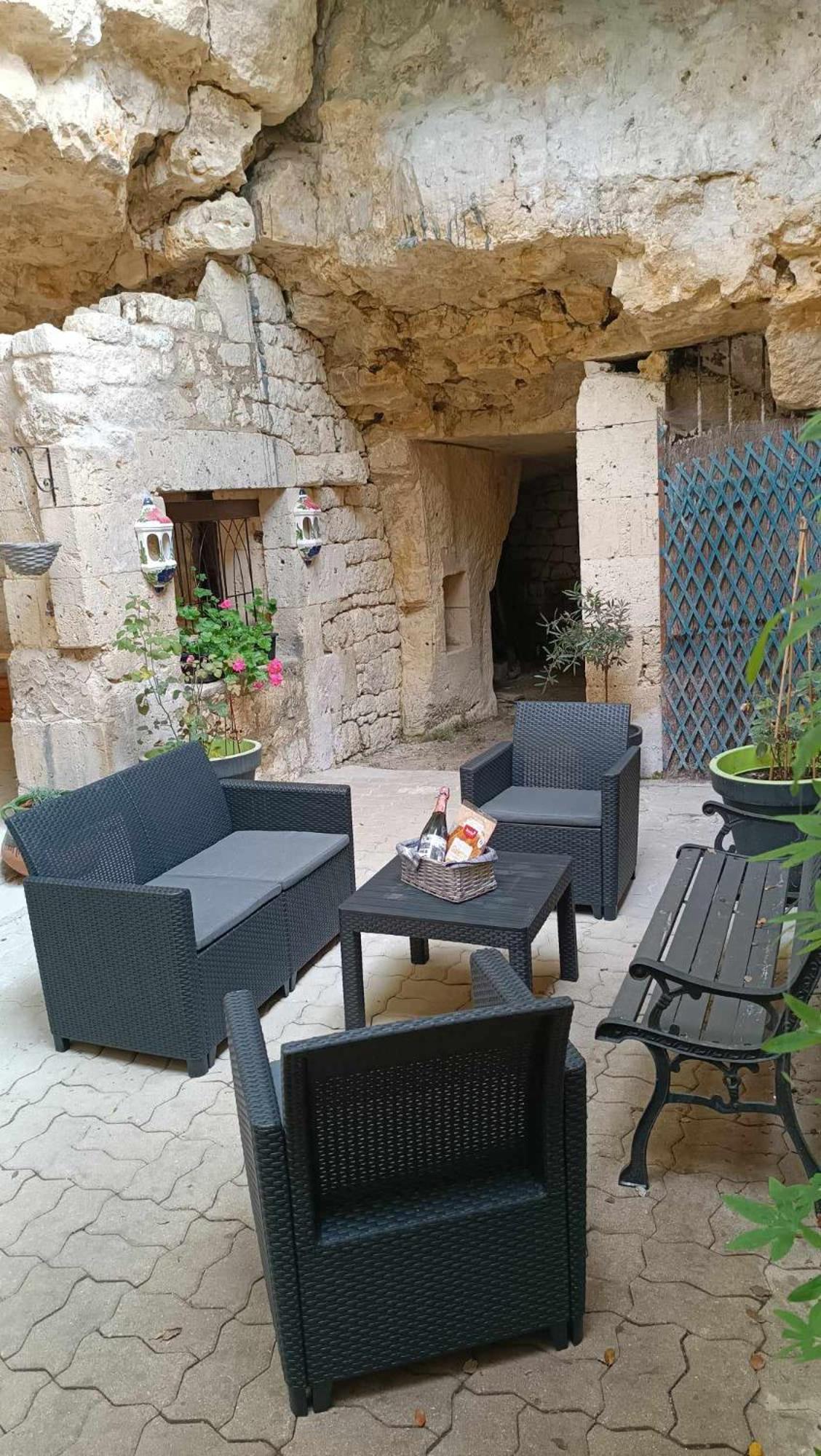 Meuble De Tourisme Petit Chail Saint Savinien 외부 사진